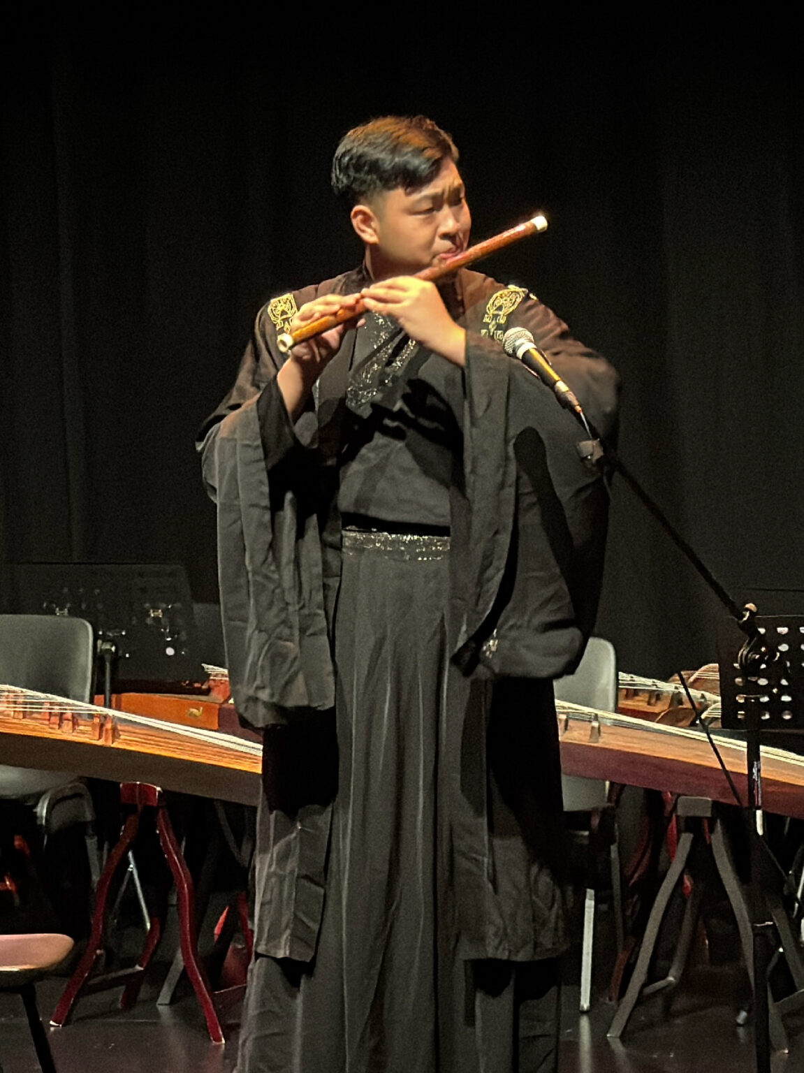 Dizi Teacher | Seow Jun Shi | www.EasonMusicSchool.com