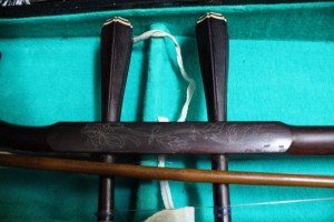 Wang Gen Xing Aged Rosewood Erhu (SP$500)-5