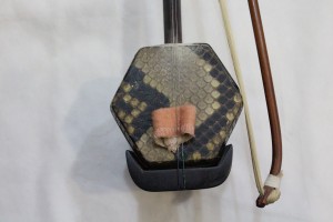 Zitan-Erhu-2